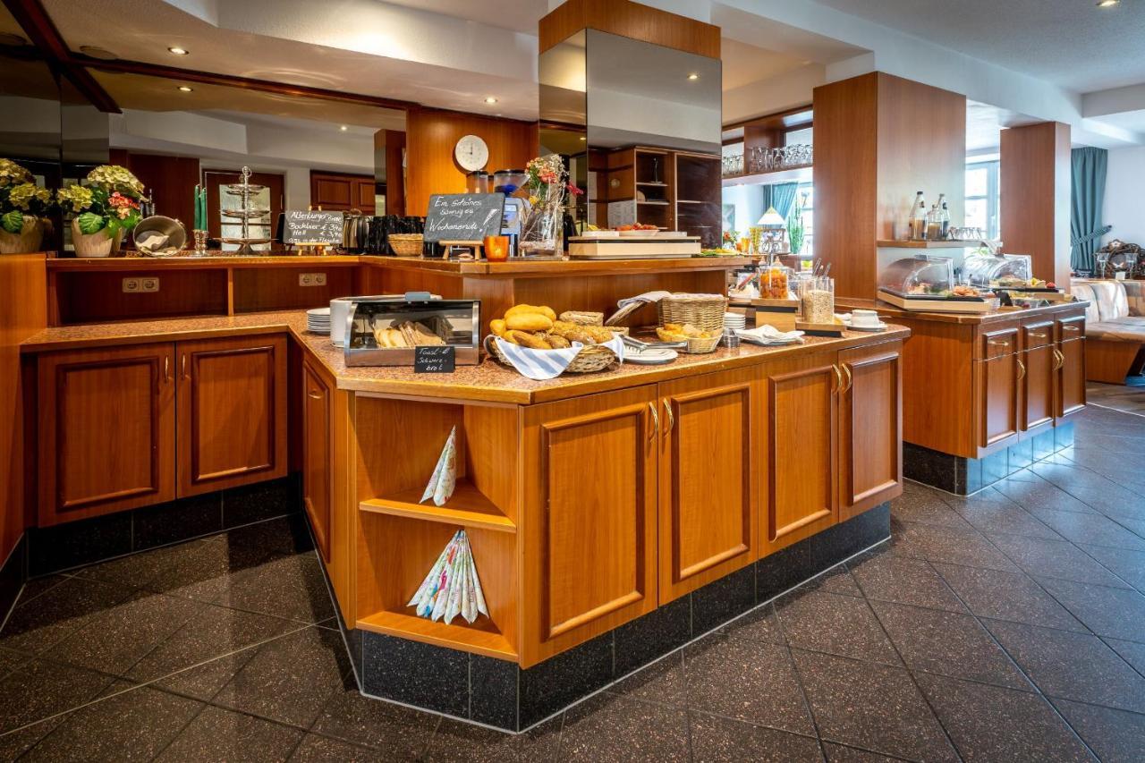 Hotel Reussischer Hof 施默尔恩 外观 照片