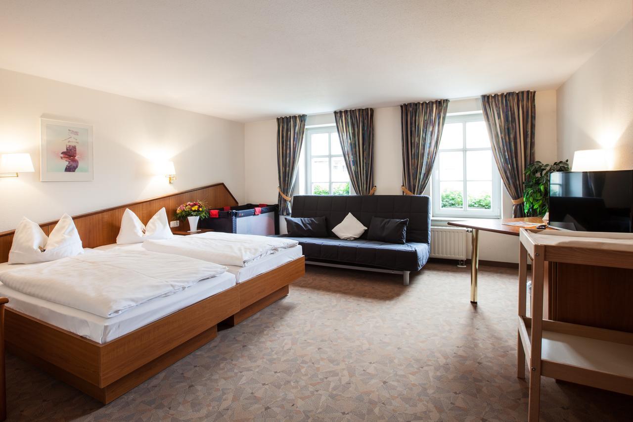 Hotel Reussischer Hof 施默尔恩 外观 照片