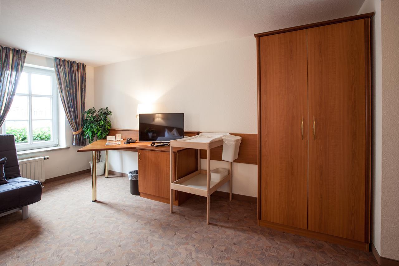 Hotel Reussischer Hof 施默尔恩 外观 照片